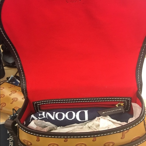 **SOLD**Dooney & Bourke Phillies Crossbody Handbag - Picture 6 of 8